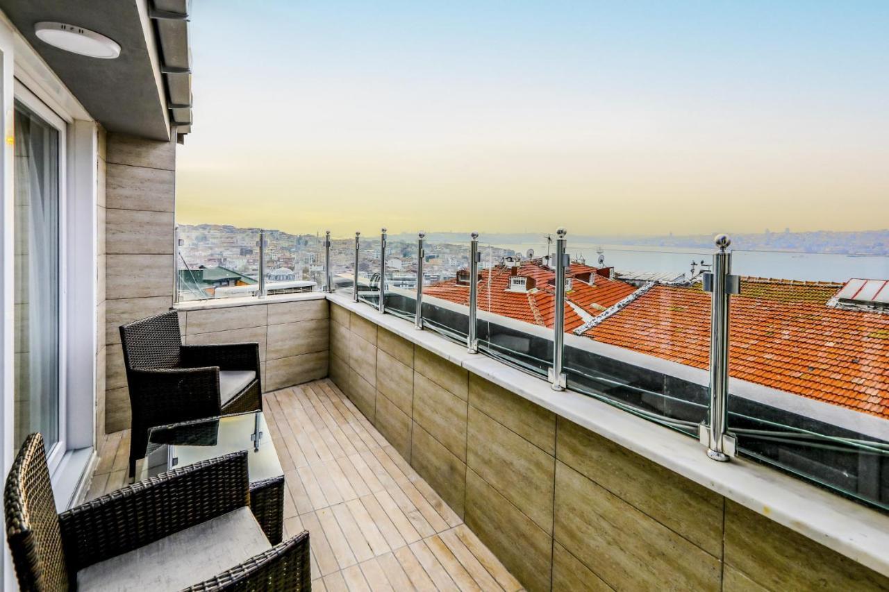 Vibrant Flat 500 M To Uskudar Ferry Station Appartement Istanboel Buitenkant foto